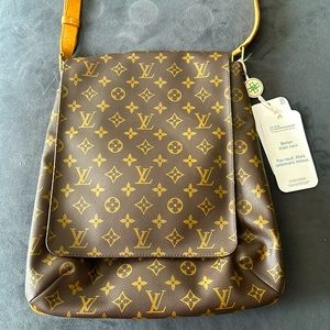 Louis Vuitton Musette Monogram (exclusive vintage) Paris